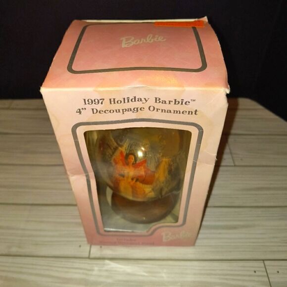 Barbie Mattel Vintage Holiday Barbie 4" Decoupage Ornament 1997 - Picture 1 of 9